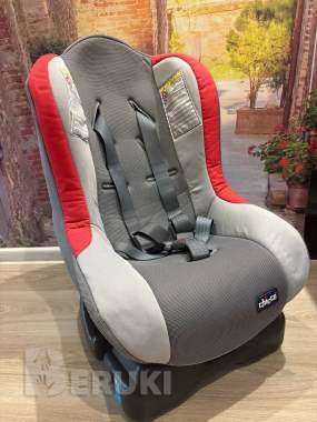 Автокресло детское chicco с наклоном спинки 1