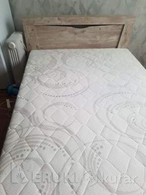 Кровать 1,5 спальная в идеальном состоянии 2