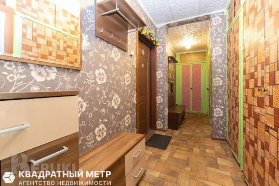 В продаже 2-комн. Квартира возле метро 16