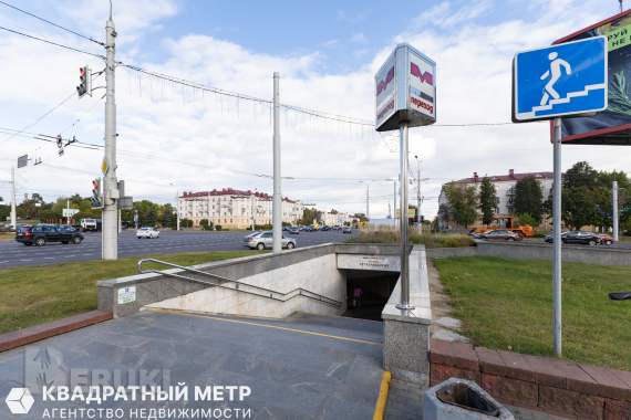 В продаже 2-комн. Квартира возле метро 21