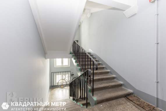 Продам 2-комнатную квартиру 18
