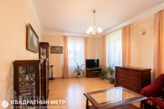 3-комнатная квартира на грибном переулке с участком 0