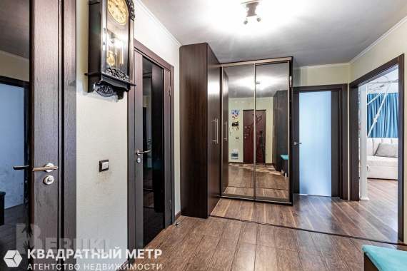 Продается светлая уютная 2-х комнатная квартира в районе ст. М. Каменная горка 11