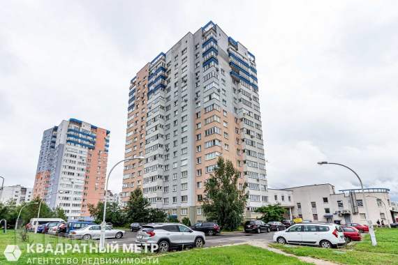 Продается светлая уютная 2-х комнатная квартира в районе ст. М. Каменная горка 20