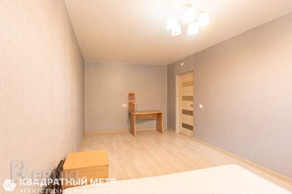 Продам 1-комнатную квартиру 5