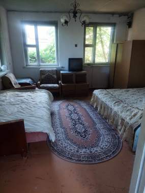 Продаю дачу, кирпичный дом, в 2 этажа. 8