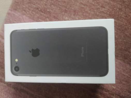 Коробки от iPhone оригинал 3