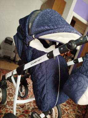 Детская коляска 4