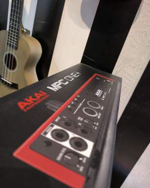 AKAI Professional MPC One+ Standalone sampler 3