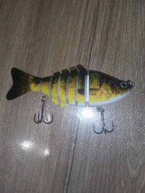 Реалистичная рыбка 1