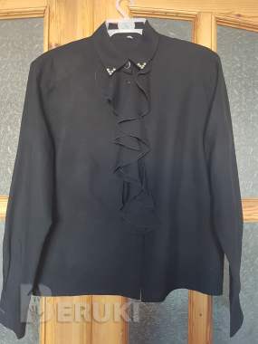 Блузка черная