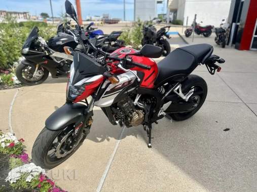 Мадэль honda 2008 года выкарыстоўваецца некалькі месяцаў і працуе выдатна. 0