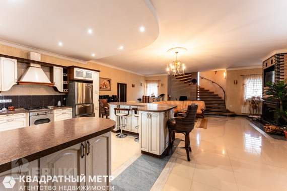 Продается усадебный комплекс премиум-класса на берегу оз. Островно 11