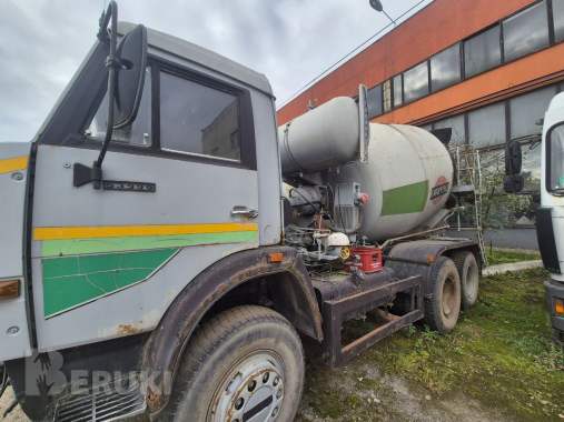 Продаем автомобиль автобетоносмеситель kamaz 2