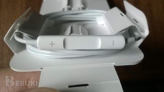 Наушники apple earpods с разъёмом lightning оригинал 4