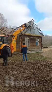 Снос строений и вывоз мусора, выравнивание участка 2