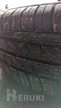 Продаются шины вместе со штампованными дисками. 0