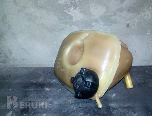 Бачок расширительный audi 80 b2 0