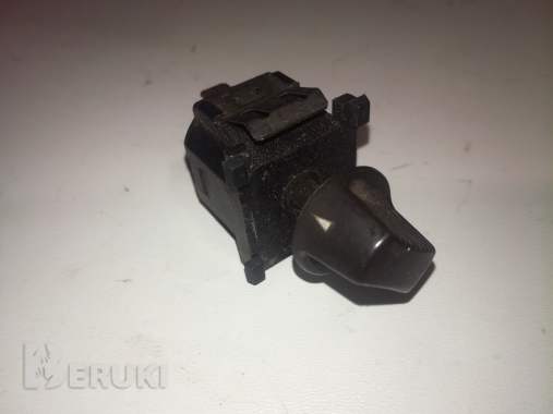 Переключатель отопителя (печки) audi 80 b2