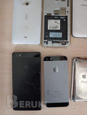 Телефоны и планшеты 4