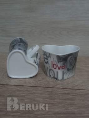 Кофейная пара в форме сердца 1