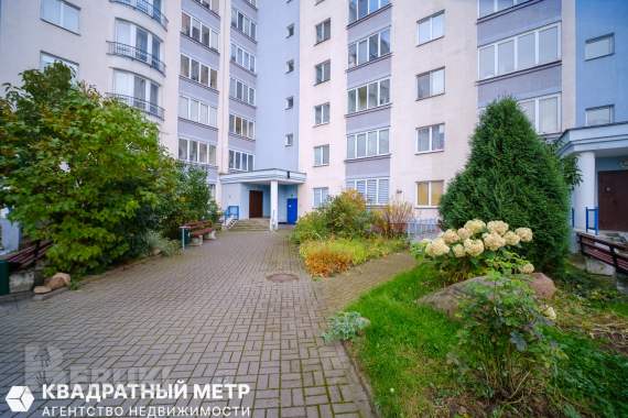 Продам 3-комнатную квартиру 23