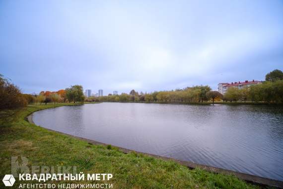 Продам 3-комнатную квартиру 28