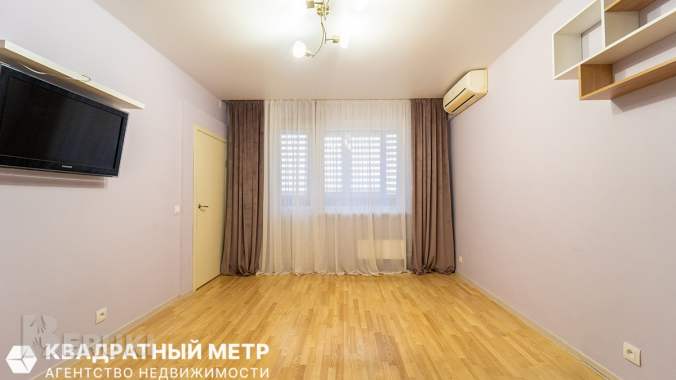 Продаётся 1-комнатная квартира, с приятным бонусом 4