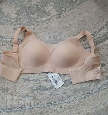 Бюстгальтер бесшовный без косточек 90d 0