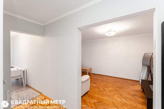 Продается 2-к квартира , прямо возле ст. Метро фрунзенская 7