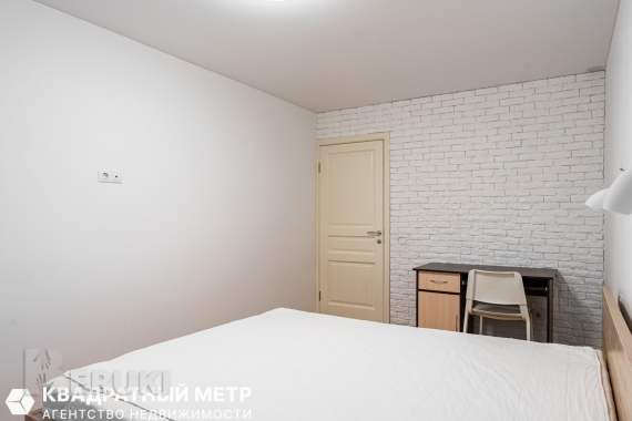 Продается 2-к квартира , прямо возле ст. Метро фрунзенская 15