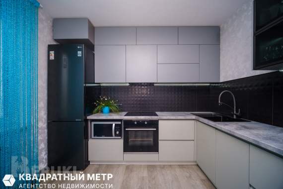 Продам 3-комнатную квартиру 1