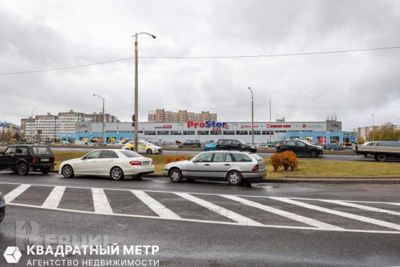 2к в брилевичах. Метро - 3мин. Пешком. 1