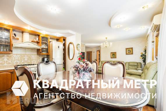 Эксклюзивная 3-комнатная квартира с авторским ремонтом в престижном тихом районе 0