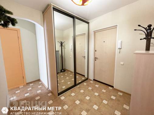 Продам 2-комнатную квартиру 6