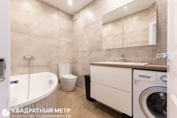 Продам 3-комнатную квартиру 28