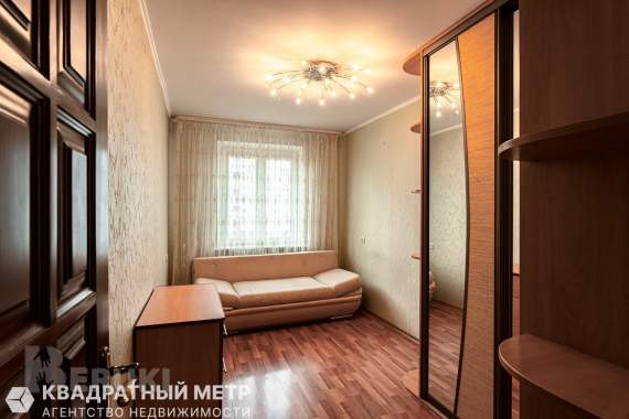 Продается 2-к. Квартира в отличном месте, с ремонтом 5