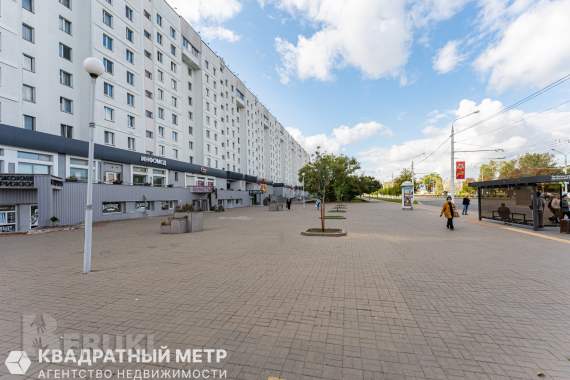 Продается 2-к. Квартира в отличном месте, с ремонтом 28
