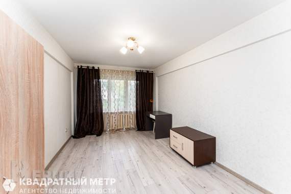 Продается однокомнатная квартира у ст. М. Молодежная 2
