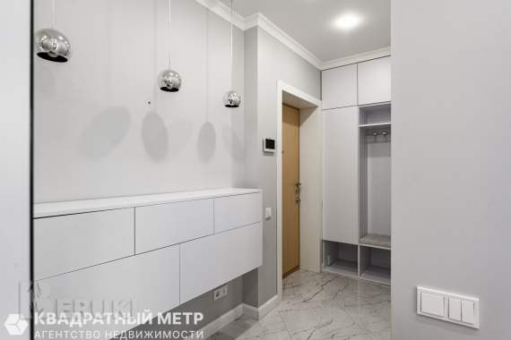 Трехкомнатная квартира 10