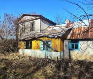 Продам 2-этажный дом на берегу озера свирь в г. П. Свирь.