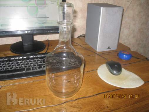 Графин СССР без крышки + другая крышка 0