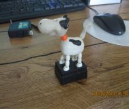 Игрушка корова на резинках винтаж