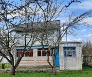 Дача с гаражом от МКАД 9км з/у 9 соток все сети