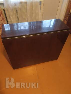 Стол книжка