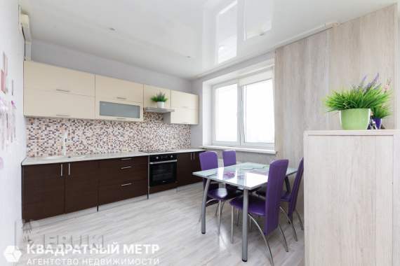 Продается 2-комнатная квартира в лебяжем 5