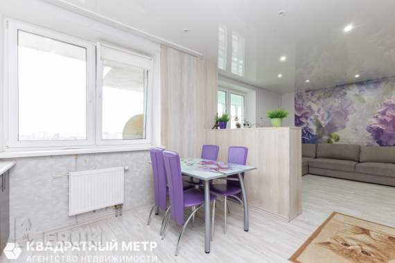 Продается 2-комнатная квартира в лебяжем 8