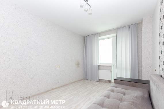 Продается 2-комнатная квартира в лебяжем 17