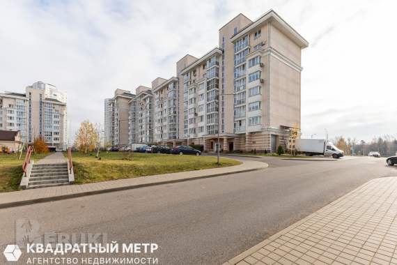 Продается 2-комнатная квартира в лебяжем 26