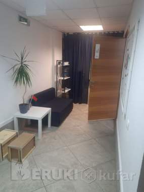 Продаю офисное помещениие у метро ковальская слобода 5